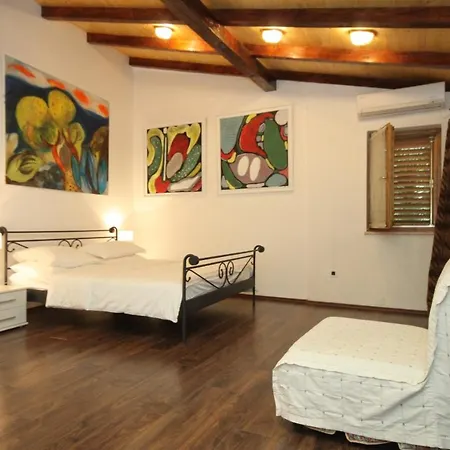 Сasa de vacaciones Family Friendly House With A Parking Space - 7914 Opatija
