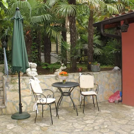 Family Friendly House With A Parking Space - 7914 Сasa de vacaciones *