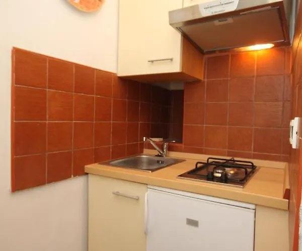 Family Friendly House With A Parking Space - 7914 Opatija